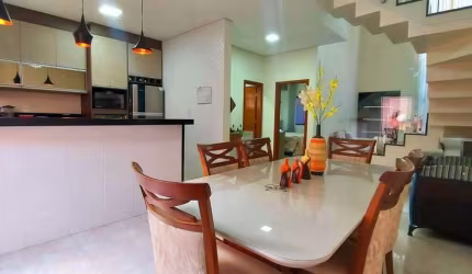 Sobrado para venda em Jardim União de 150.00m² com 3 Quartos, 2 Suites e 2 Garagens
