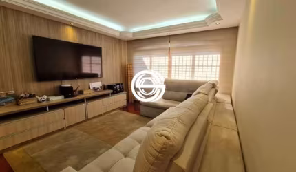 Sobrado Frontal Vila Costa Melo, 3 dorm, 1 suíte, 4 vagas, 300 m²