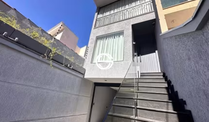 Casa (Sobrado) para Venda, 3 dorm(s), 1 suite(s), 4 vaga(s), 150 m²