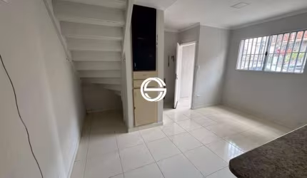 Casa (Sobrado) para Venda, 2 dorm(s), 1 vaga(s), 80 m²