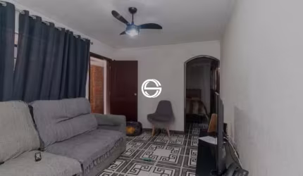 Casa (Terrea) para Venda, 4 dorm(s), 1 suite(s), 1 vaga(s), 145 m²