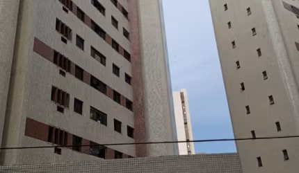Vende excelente apartamento Meireles