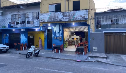 Aluga pizzaria montada com excelente localização