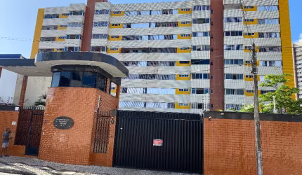 Vende  excelente apartamento em frente à igreja de fatima