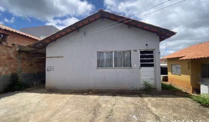 Oportunidade Única em NOVA SERRANA - MG | Tipo: Casa | Negociação: Leilão  | Situação: Imóvel