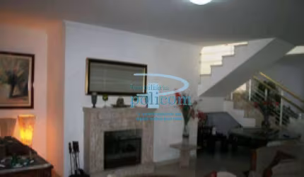 Belíssima casa de 4 suítes