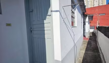 Casa com 1 dormitório para alugar por R$ 1.041,68/mês - Jardim Celeste - São Paulo/SP