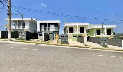 Sobrado com 3 dormitórios à venda, 80 m² por R$ 420.000,00 - Água Espraiada (Caucaia do Alto) - Cot