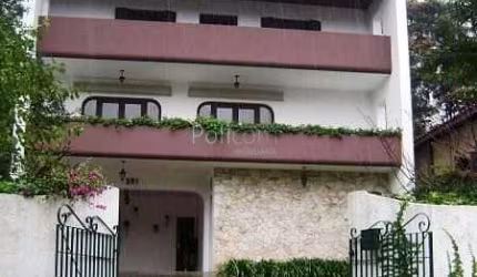 Casa Alto Padrão com jardim