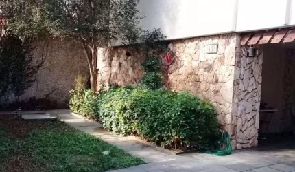 Casa com piscina