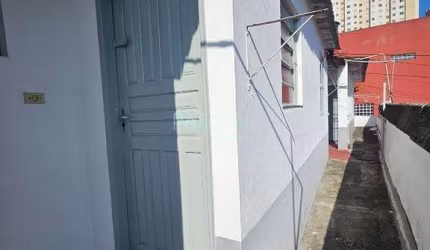 Casa com 1 dormitório para alugar por R$ 1.041,68/mês - Jardim Celeste - São Paulo/SP