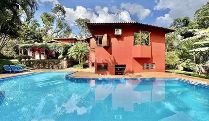 Cond Villa Vianna - 3 suítes, escritório, área gourmet, piscina, pomar!