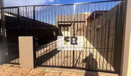Excelente Casa de 2 dormitórios, 2 vagas de garagem, Sumaré, Alvorada/RS. 55m² Privativos, 150m² área Total
