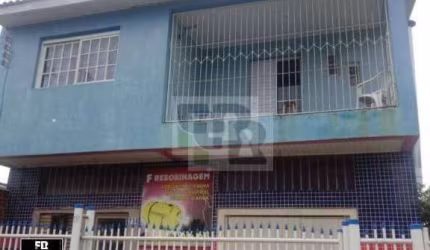 Excelente Sobrado de 3 Dormitórios, 2 Vagas de Garagem, Formosa, Alvorada/RS.