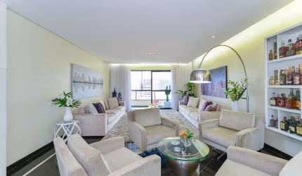 Apartamento tipo para venda com 3 quartos, sendo 1 suíte, 250m²