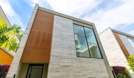 Casa em condomínio para venda com 3 quartos, sendo 3 suítes, 620m²