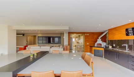 Apartamento tipo para venda com 4 quartos, sendo 4 suítes, 250m²