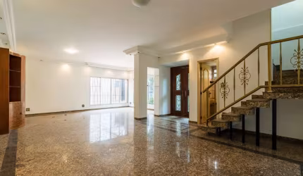 Sobrado para venda com 3 quartos, sendo 3 suítes, 261m²