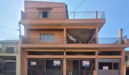 Sobrado para venda com 2 quartos, 210m²