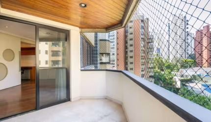 Apartamento tipo para venda com 2 quartos, sendo 1 suíte, 132m²