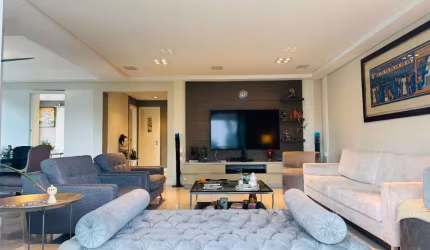 Apartamento tipo para venda com 4 quartos, sendo 3 suítes, 215m²