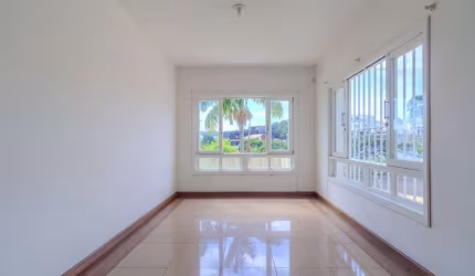 Casa tipo para venda com 4 quartos, sendo 2 suítes, 354m²