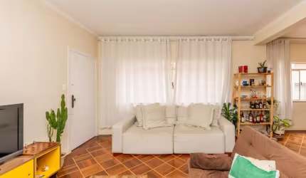 Apartamento tipo para venda com 3 quartos, sendo 1 suíte, 135m²