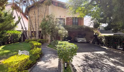 Casa no condomínio Residencial Alphaville 12 para venda com 5 quartos, sendo 5 suítes, 389m²