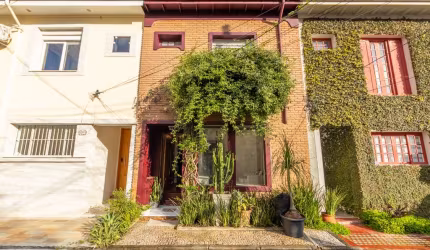 Casa de vila para venda com 3 quartos, sendo 1 suíte, 163m²