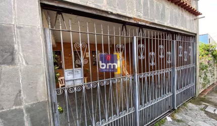 Casa à venda em São Paulo, Jardim das Flores, com 2 quartos, com 250 m²