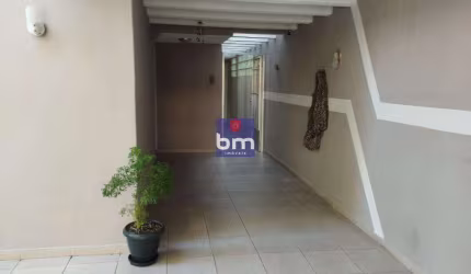 Casa à venda em São Paulo, Jardim Trussardi, com 3 quartos, com 131 m²