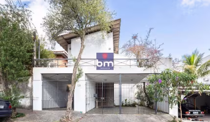 Sobrado à venda em São Paulo, Jardim Leonor, com 5 quartos, com 270 m²