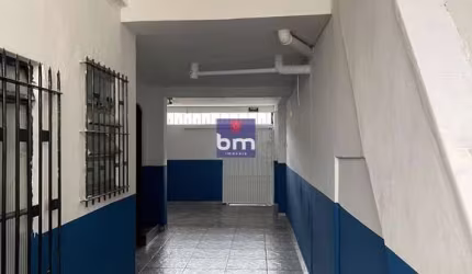 Sobrado à venda em São Paulo, Umarizal, com 8 quartos, com 242 m²