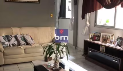 Casa à venda em São Paulo, Parque São José, com 2 quartos, com 80 m²