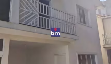 Sobrado à venda em Taboão da Serra, Jardim Maria Rosa, com 3 quartos, com 90 m²