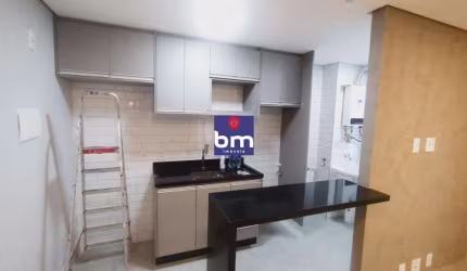 Apartamento à venda em São Paulo, Parque Reboucas, com 2 quartos, com 40 m²