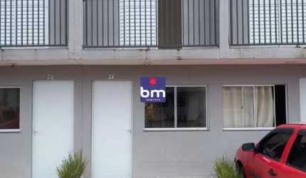 Sobrado à venda em Cotia, Graça, com 2 quartos, com 78 m², Condomínio Residencial Bella Vitta