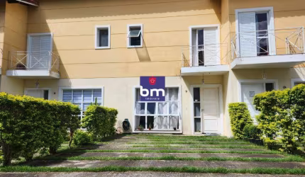 Sobrado à venda em Cotia, Jardim Barro Branco, com 2 suítes, com 110 m²