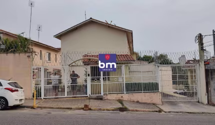 Casa à venda em São Paulo, Jardim Arpoador, com 2 quartos, com 74 m²