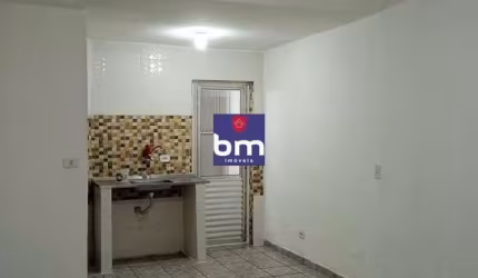 Casa para alugar em São Paulo, Vila das Belezas, com 1 quarto, com 40 m², Condomínio Vianna