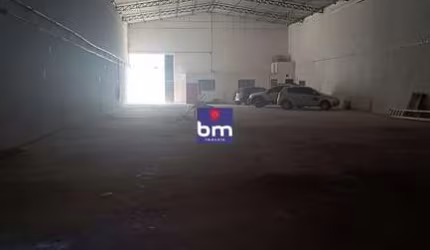Galpão para alugar em São Paulo, Jardim Arpoador, com 800 m²