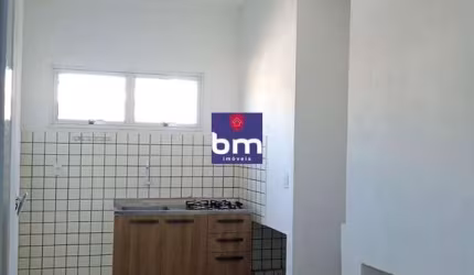 Sobrado para alugar em São Paulo, Jardim Santo Antônio, com 2 quartos, com 50 m²