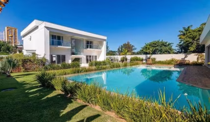Casa de condomínio com 4 quartos, 648m², à venda em Rio de Janeiro, Barra da Tijuca
