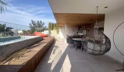 Cobertura Duplex de Luxo no Recreio dos Bandeirantes - Um Verdadeiro Refúgio de Sofisticação com 4 suítes