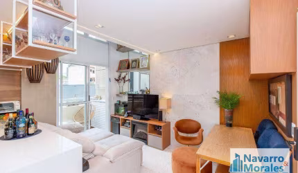 APARTAMENTO DUPLEX EM ÓTIMA LOCALIZAÇÃO! 1 DORM 1 VAGA