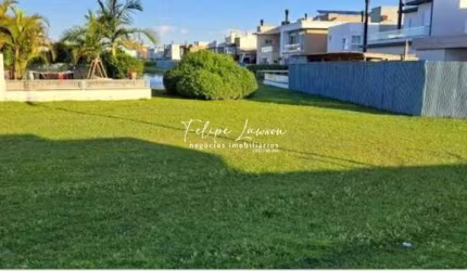 Condomínio Veredas- Lote fundo para o lago com 437m²