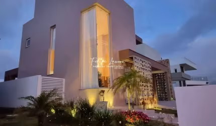 Casa alto padrão com 3 suítes no condomínio Alphaville