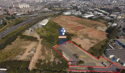Terreno comercial para alugar no Jardim Guanca, São Paulo  por R$ 130.000
