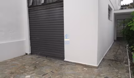 Casa com 3 quartos para Alugar no Parque Novo Mundo