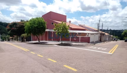 casa à venda 8 Quartos, 3 Suites, 4 Vagas, 245M², Jardim do Lago, Valinhos - SP